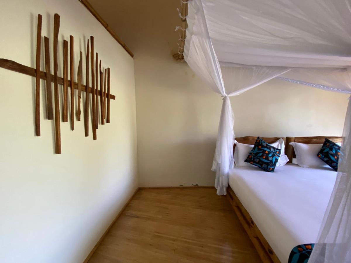 Murchison Falls Bamboo Village Paraa Екстериор снимка