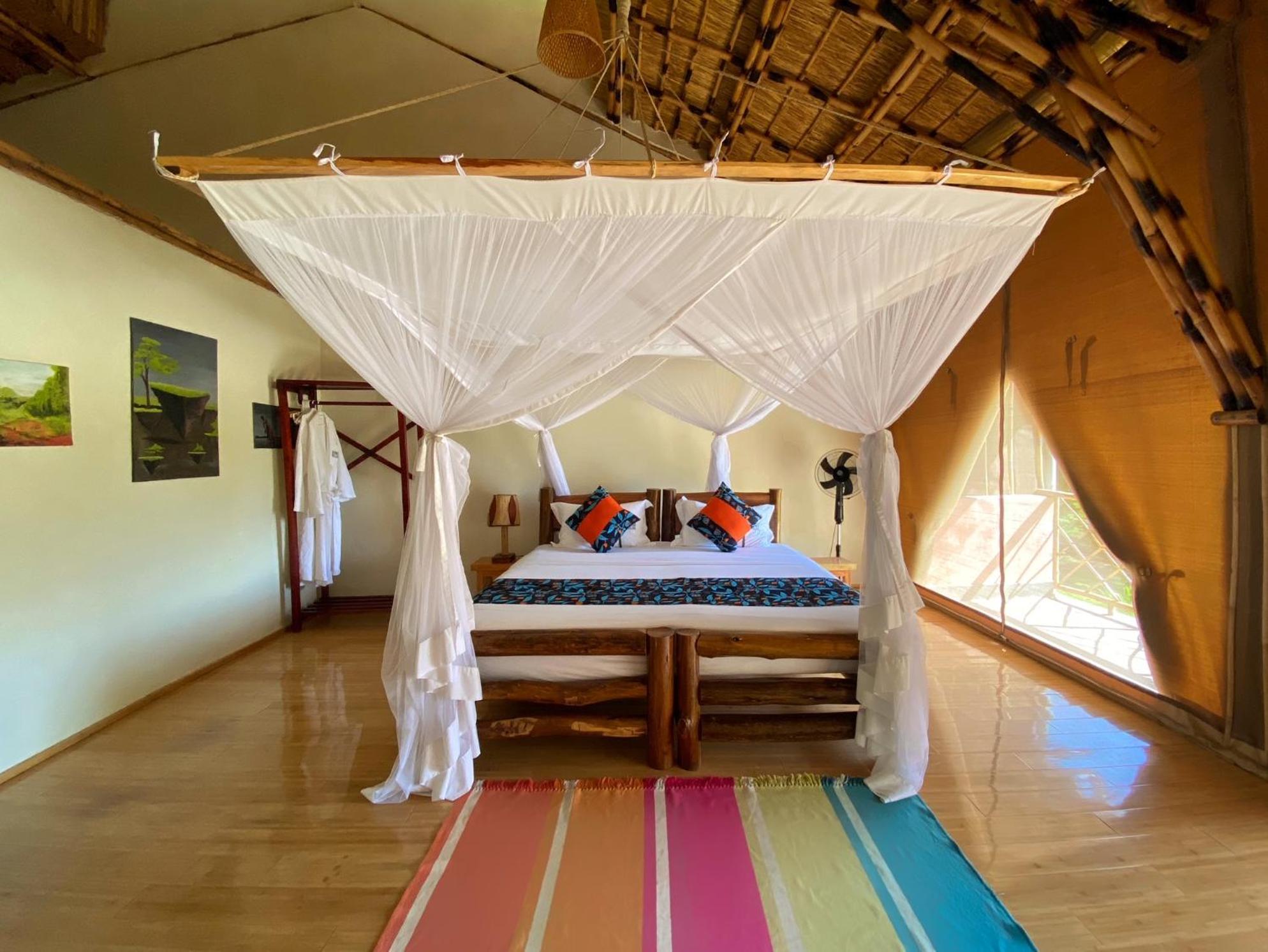 Murchison Falls Bamboo Village Paraa Екстериор снимка